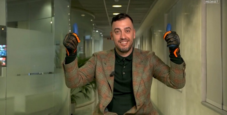 皇冠体育官方入口-名宿:意甲最佳门将是斯维拉尔 多纳鲁马想追赶布冯还得很长时间